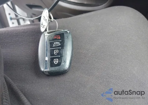 2017 Hyundai Santa Fe Sport 2.4L from USA, damaged, VIN 5XYZU3LB4HG462870